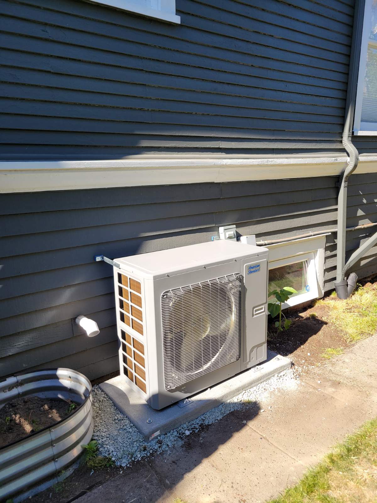 Comfortable home with reliable HVAC in Everett