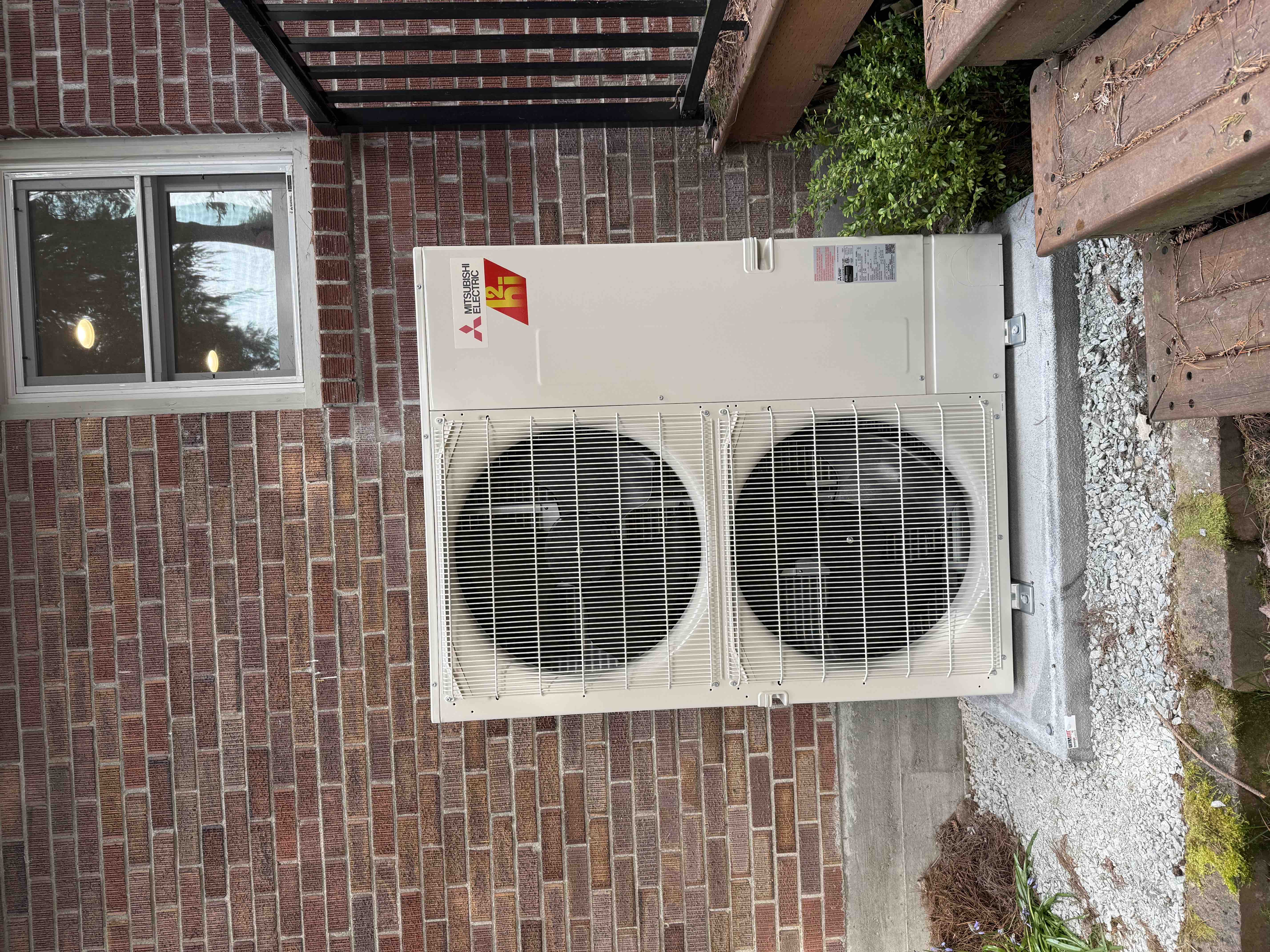 High-efficiency heat pump and ductless installations in Redmond